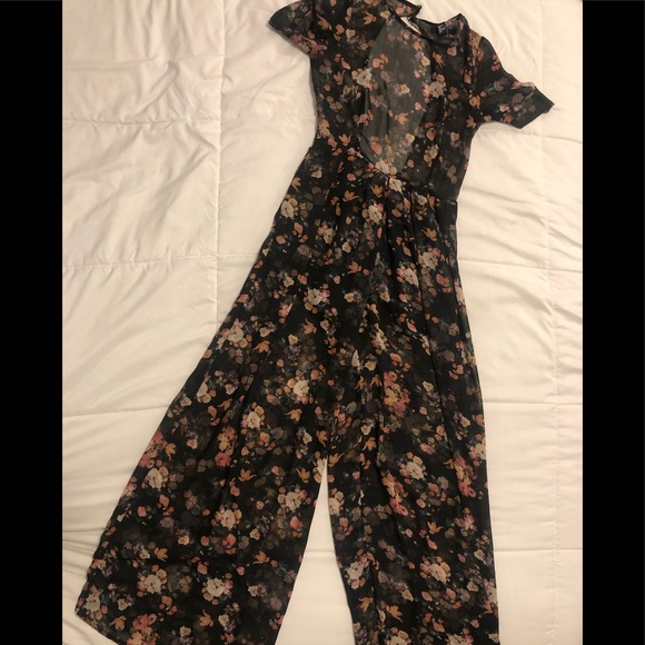 Black flower jumpsuit - Picture 1 of 1